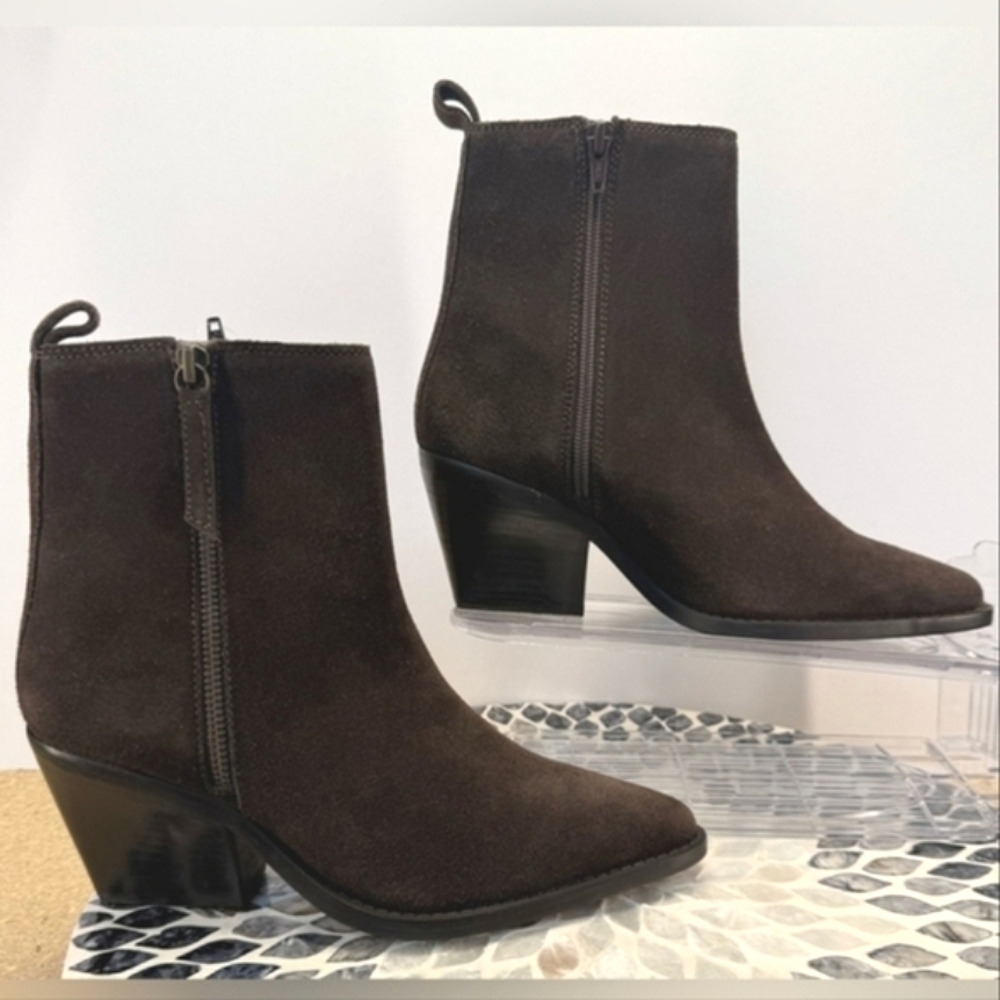 House of Harlow 1960 Brown Suede Ankle Boots 6.5 NEW 3" Block Heel Retro Bootie